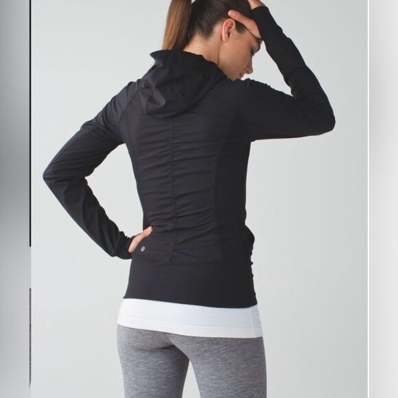 Lululemon in flux reversible zip up jacket hooded black size 4 - Picture 2 of 5
